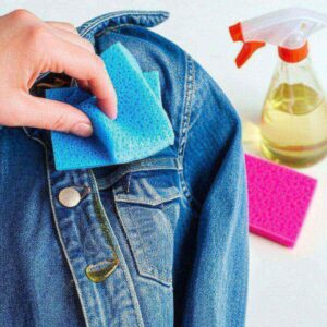 Cách Giặt Quần Áo Bị Dính Dầu Ăn: 7 Bí Quyết Tẩy Sạch Vết Bẩn Cứng Đầu Tại Nhà